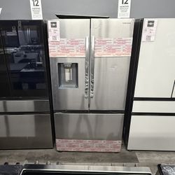 Samsung - 31 cu. ft. 3-Door French Door Smart Refrigerator with Four Types of Ice - Fingerprint Resistant Stainless Steel 