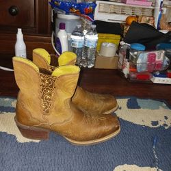 Womens Justins Boots