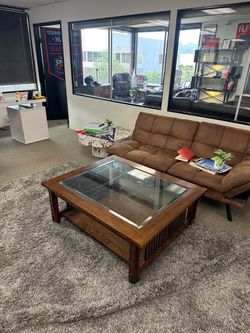 Coffee table with Glass top