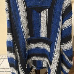 Men’s Sweater Size XL
