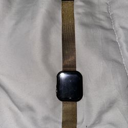 SERIES 6 APPLE WATCH