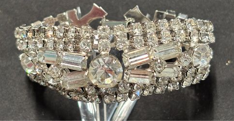 Beautiful Authentic Vintage 1950s Weiss Rhinestone Bracelet