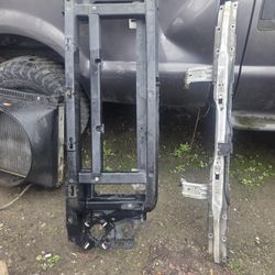 2011 E150 Parts Rear Doors,radiator .....