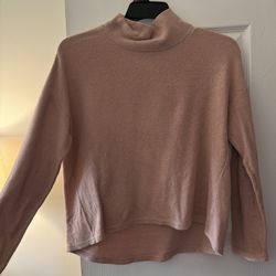 Banana Republic Medium 