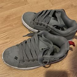 DC shoes