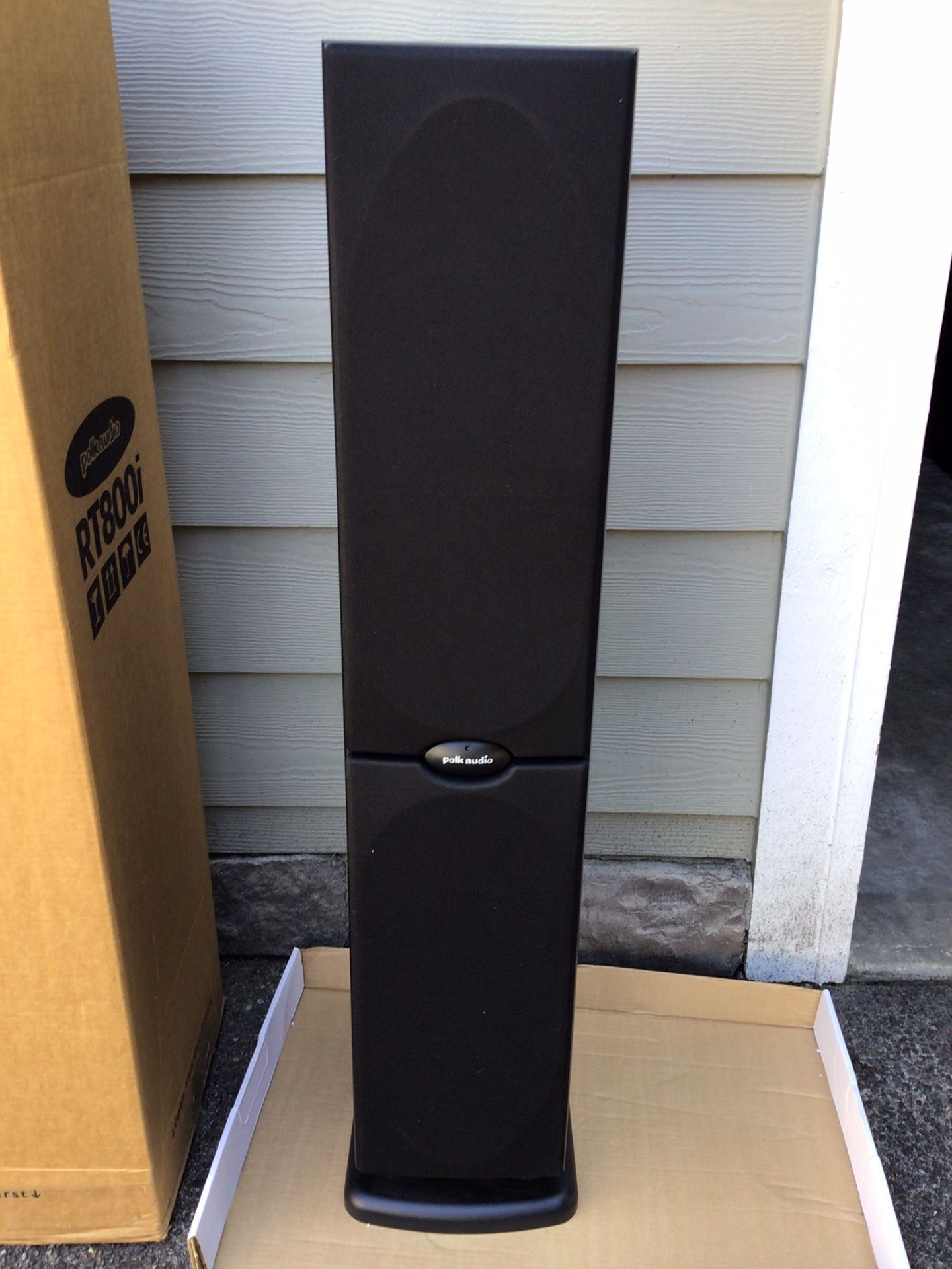 Polk Audio RT 800i Speakers