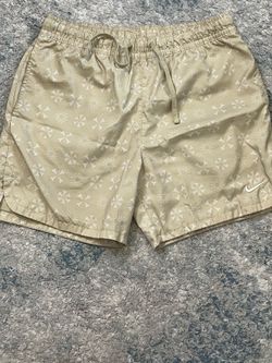 Nike Men's Beige/White Floral Shorts Size S