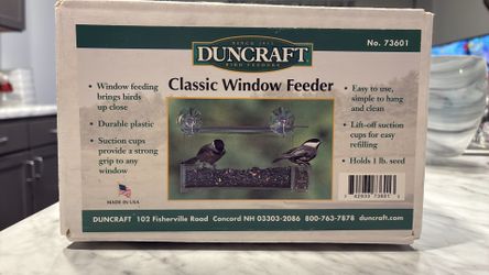 Bird feeder