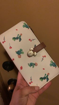 Disney Wallet
