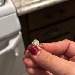 Diamond Size 9 Ring Can Be Resized