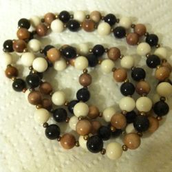 Brown White Black Round Beaded Necklace. 