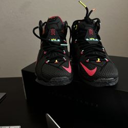 Lebron 12 Size 7.5. Men New