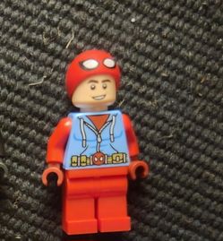 Lego Spider-Man Peter Parker Minifigure