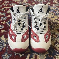 Jordan 11 