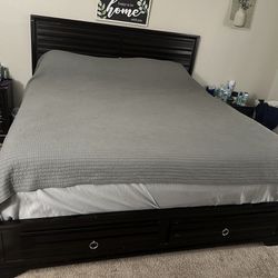 King Bed With Bed Frame 