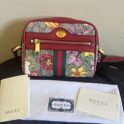 Gucci Ophidia GG Flora Crossbody Bag 