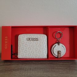 GUESS Wallet And Keychain