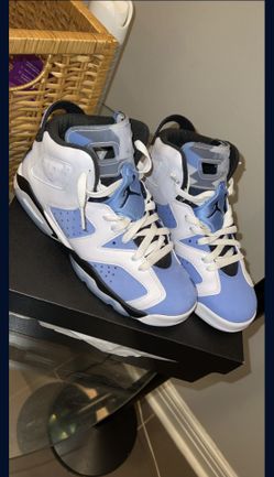 Unc 6 KIDS Size 6.5 