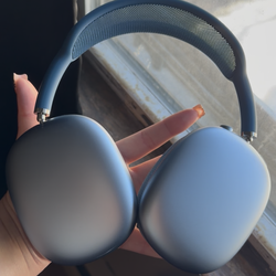 AirPods Max (lightning) Sky Blue