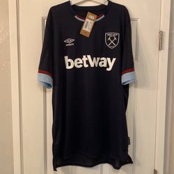 BRAND NEW West Ham Jersey Size XXL