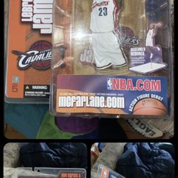 MacFarlane NBA Series5 Cleveland Cavaliers Lebron James ROOKIE Figure NEW/SEALED