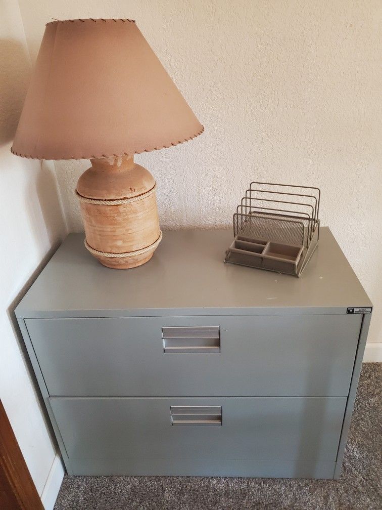 Lateral 2-Drawer Grey Metal File Cabinet 