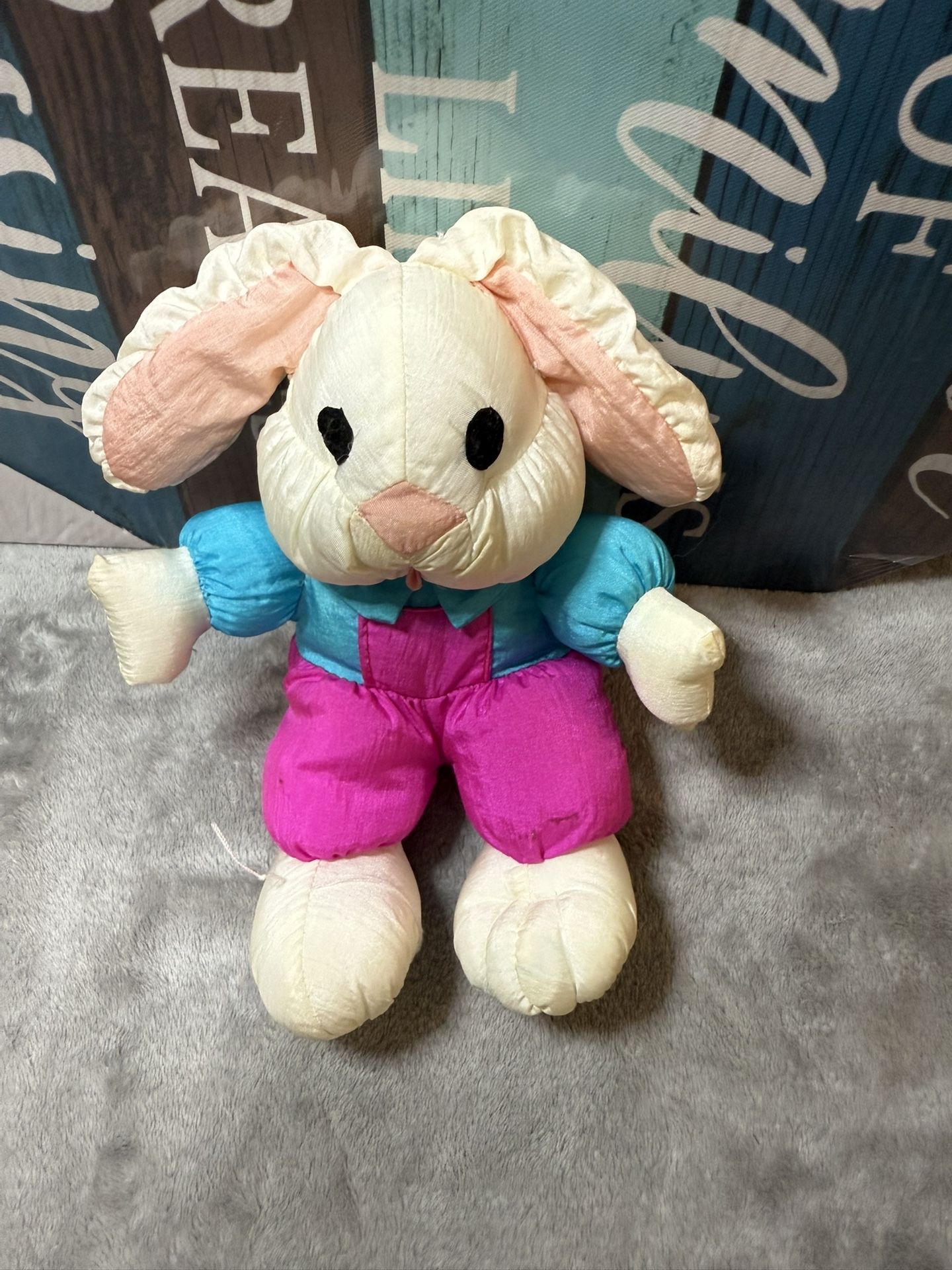 ParaCutes 1994 Gibson blue pink Bunny Easter Rabbit Vintage Nylon Plush