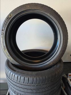 Pair of 255 40 20 MICHELIN Pilot Sport All Season 4 Tires 80% tread 8/32"