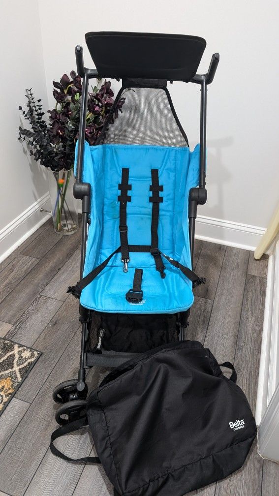 Delta Light Weight Compact Stroller