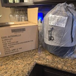 (NEW) Lumberjack Shadow Mountain 30 Degree Hooded Retangular Sleeping Bag 35x88 