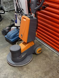 Taski dry foam carpet shampoo machine