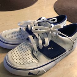 Pumas shoes boy size(Boys Size 13)