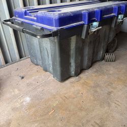 Caja de herramientas grande con ruedas