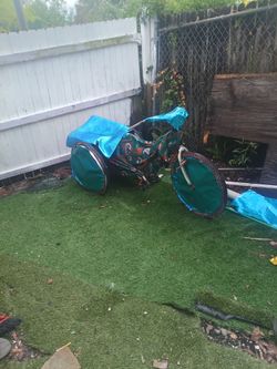 Three-wheel bike