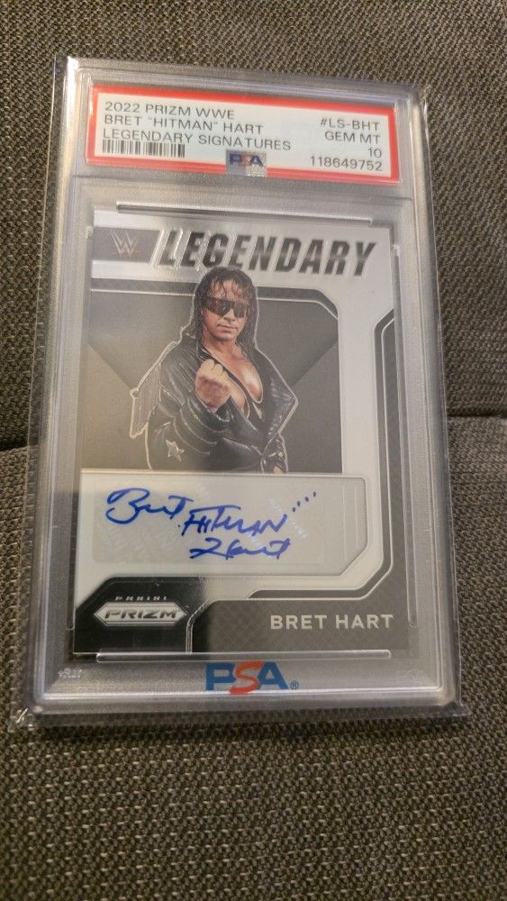 WWE Bret HITMAN HART 2022 PRIZM LEGENDARY SIGNATURE PSA 10