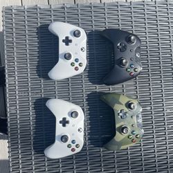 Xbox Controllers 