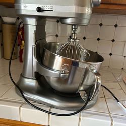 Kichen Aid Pro 6 Quart Lift Stand Mixer