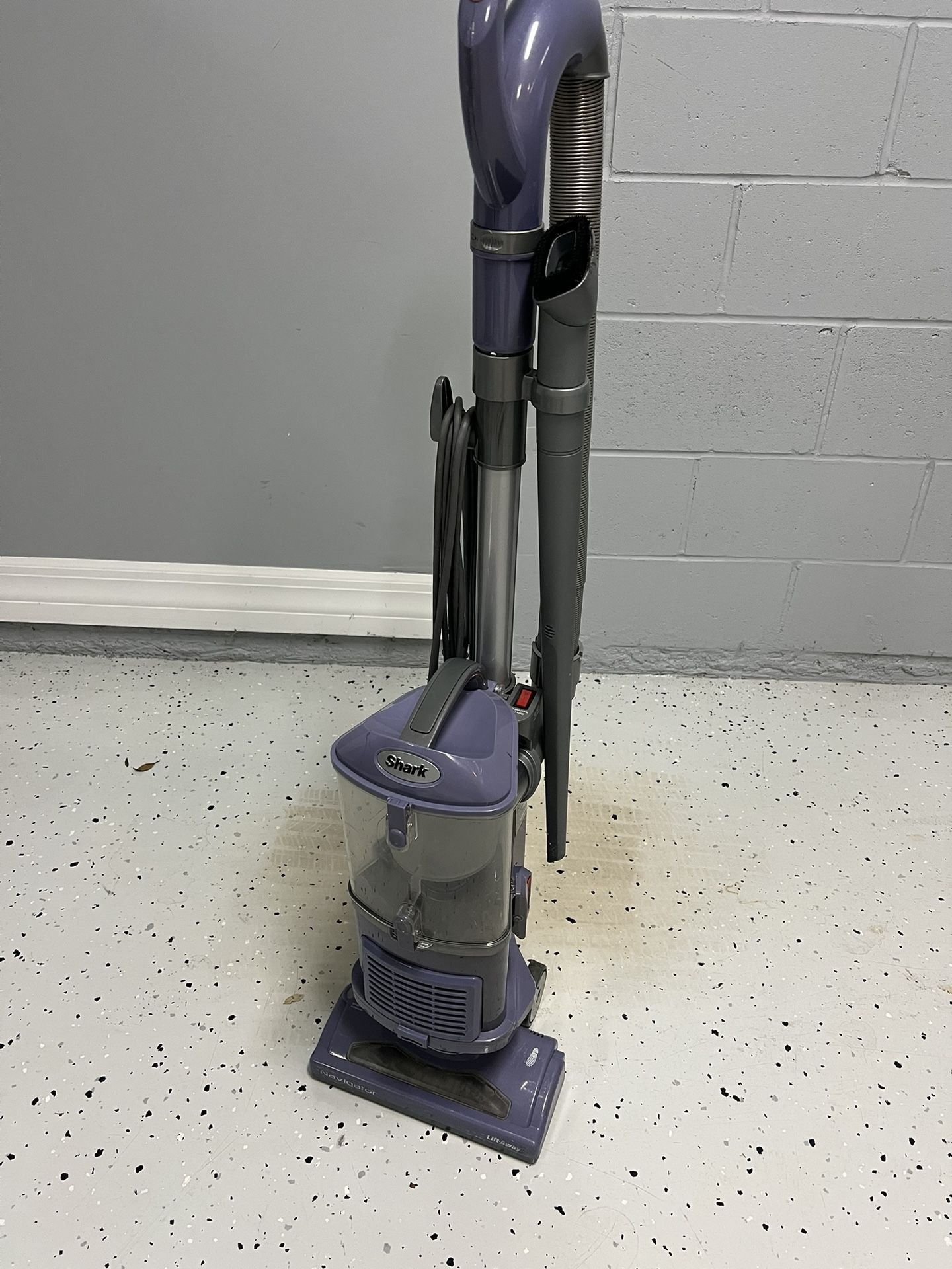 Shark Navigator Lift Away purple vacuum WORKS GREAT! Must Go!