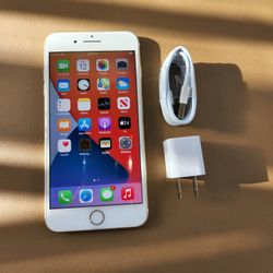 iPhone 7 Plus - UNLOCKED - Like New 