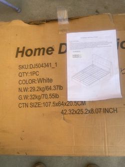 New queen bed