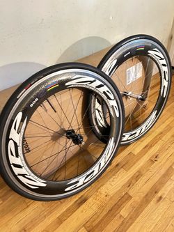 Zipp 808 Carbon Road Wheelset with Continental Tires