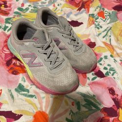 New Balance Size 9C 
