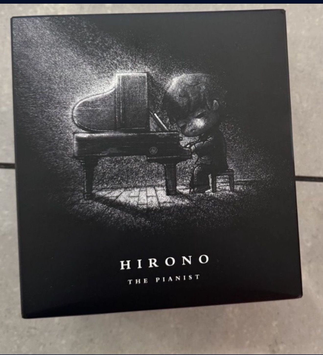 Hirono The Pianist