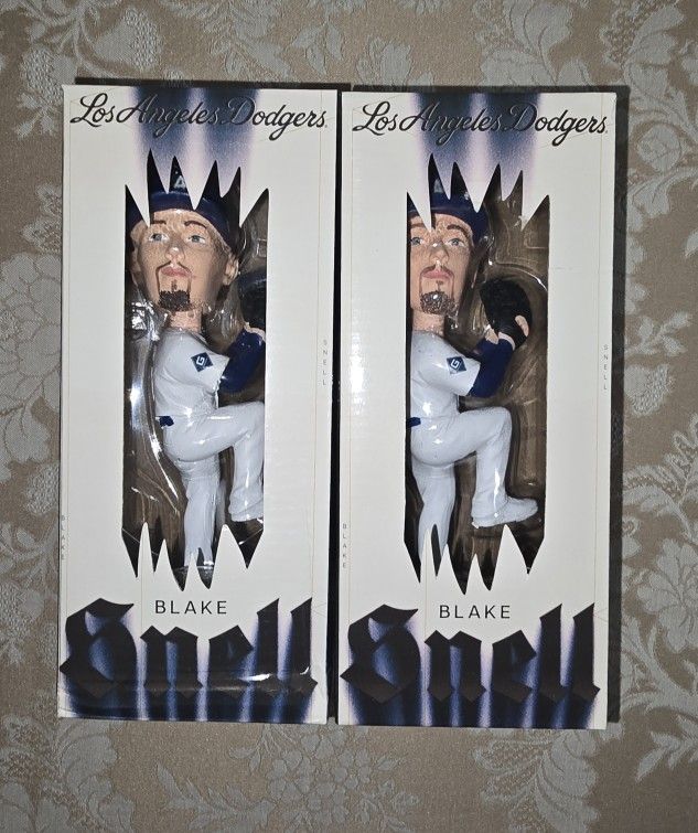 TRADE: BLAKE SNELL BOBBLEHEAD - Los Angeles Dodgers SGA