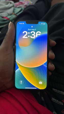 iPhone 16e