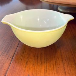 Green Pyrex Bowls Vintage Nesting