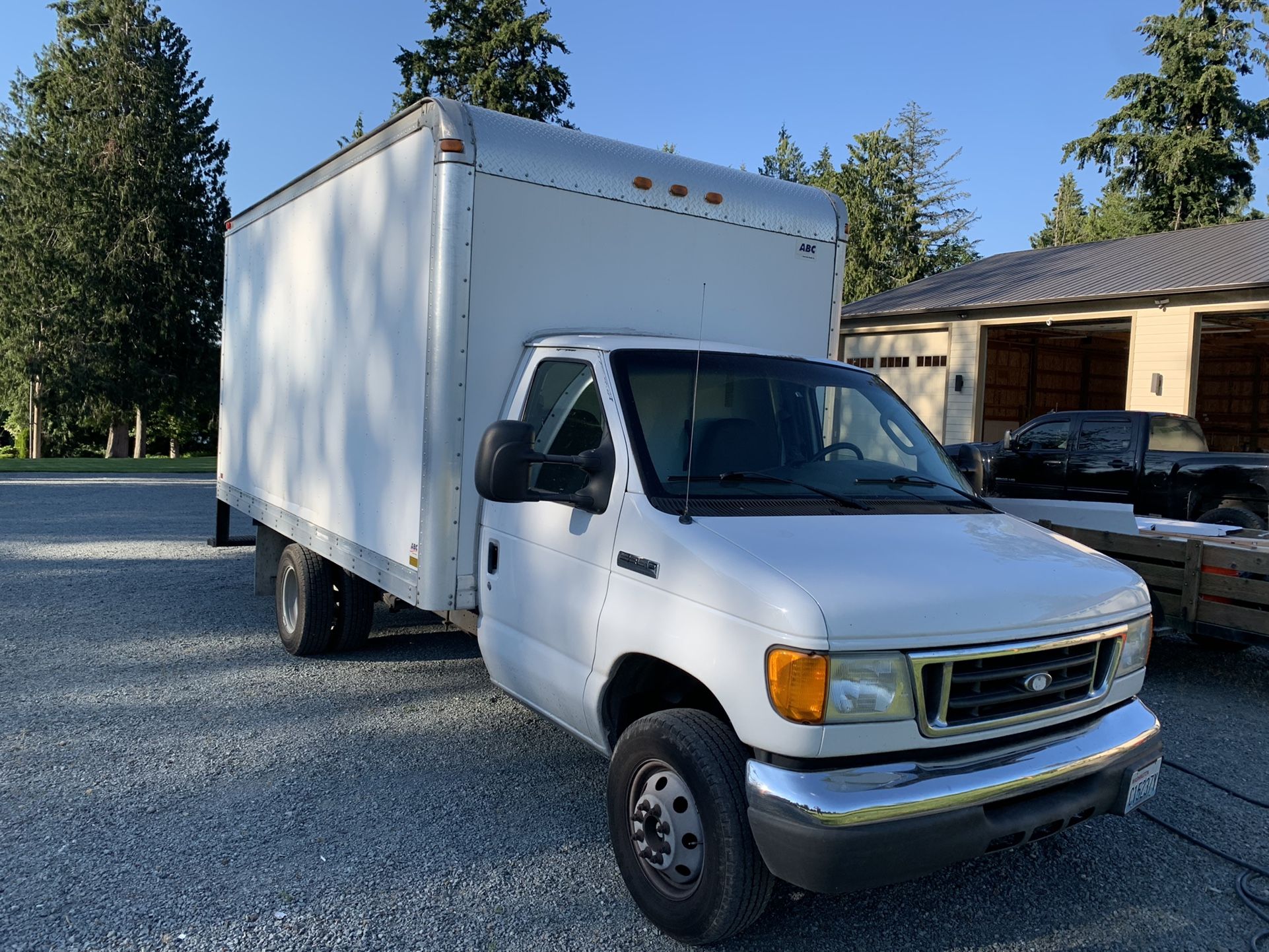 2006 Ford E350