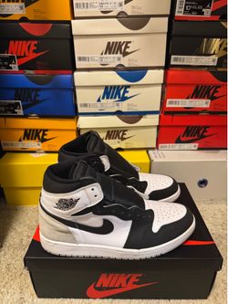 Bleach coral Jordan 1 sz 10.5