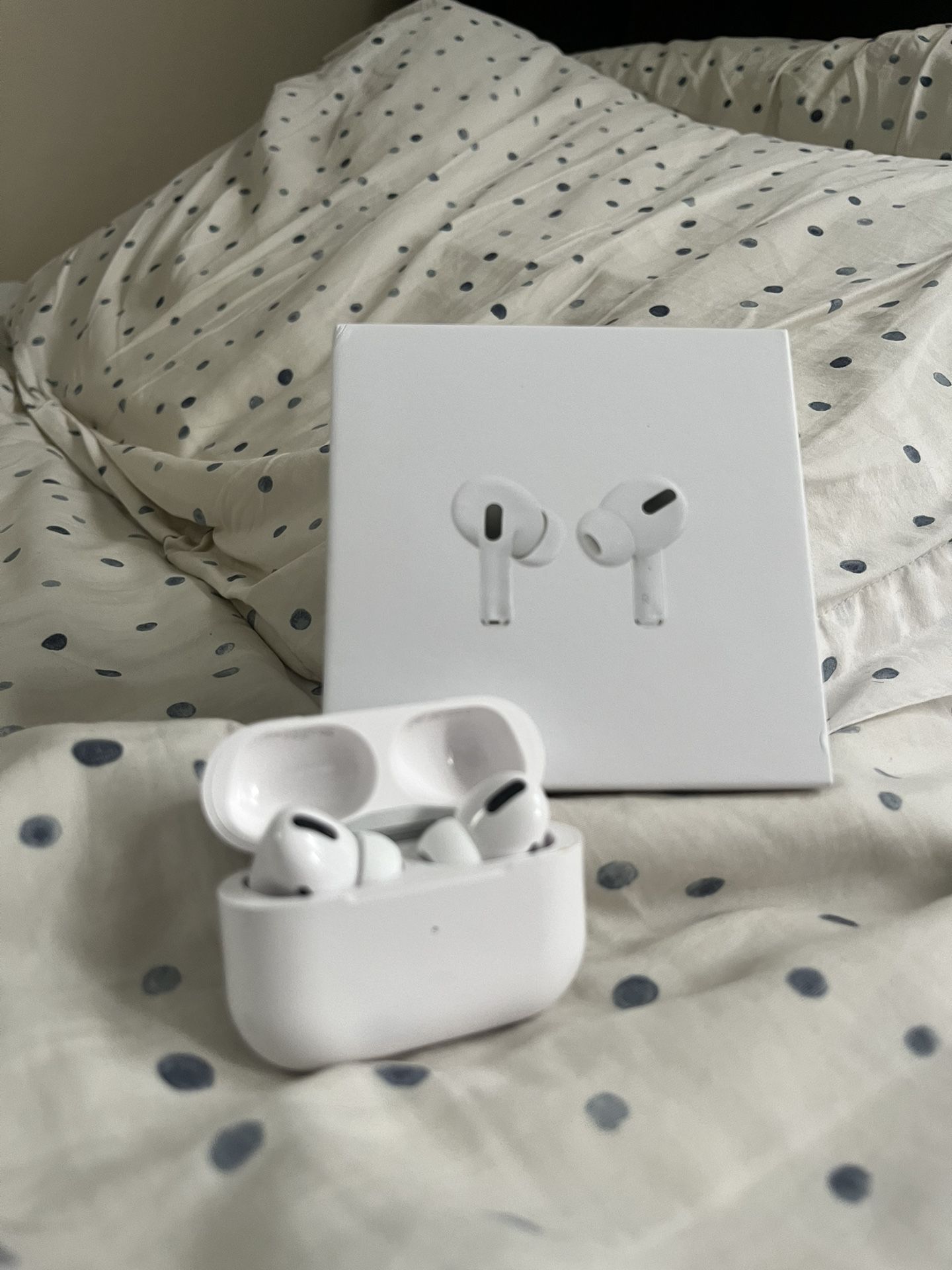 BEST OFFER Airpods Pros