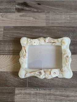 Shell Photo Frame
